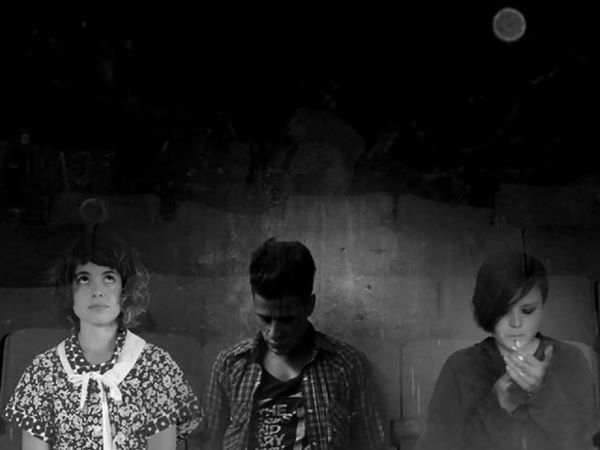 Favula von Raul Perrone